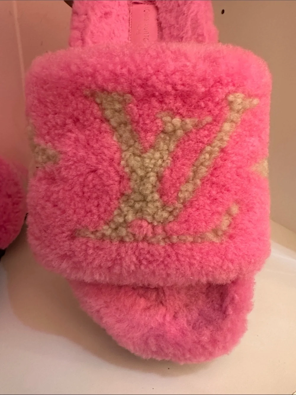 Louis Vuitton Pink Plush Shearling Logo Slides - Picture 6 of 10
